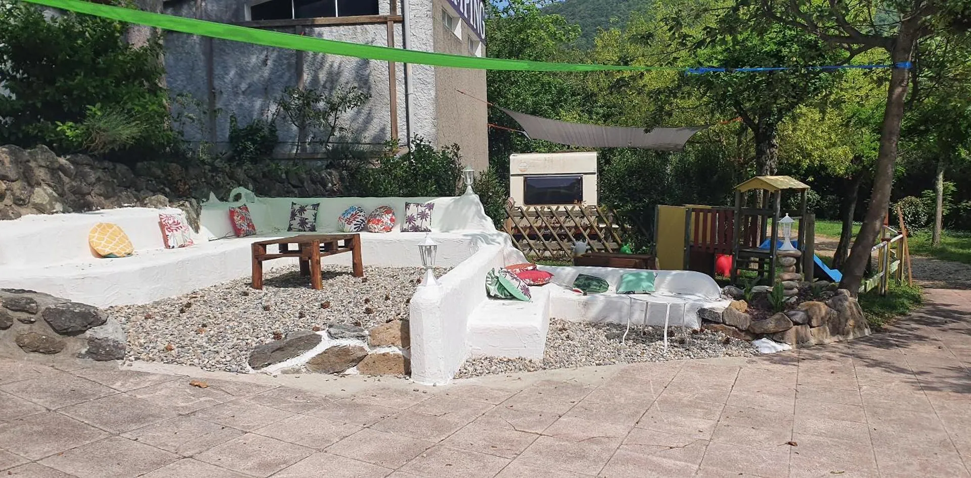 Camping Les Lavandes Darbres France