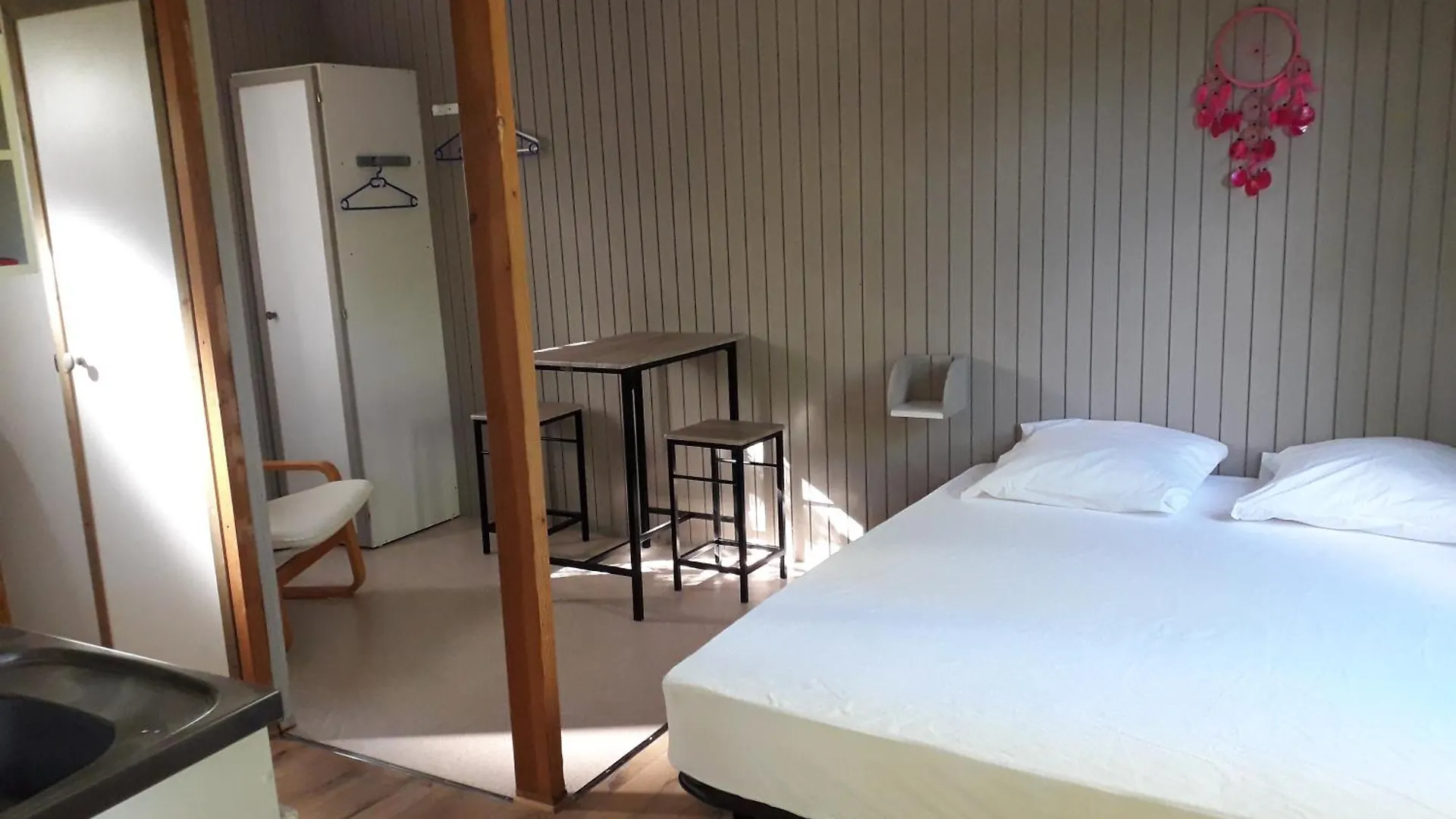 Campsite Camping Les Lavandes Darbres