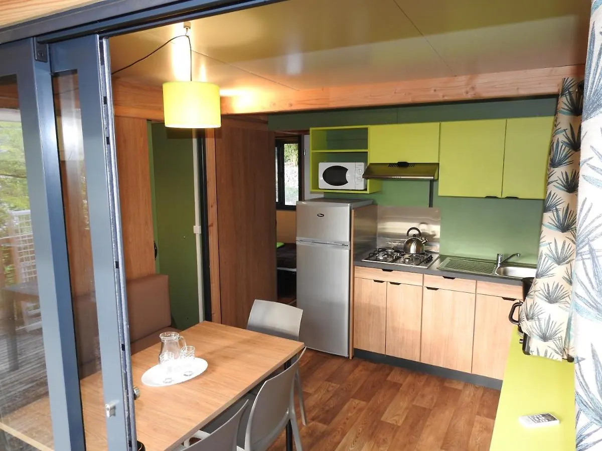 Camping Les Lavandes Darbres 0*,  France